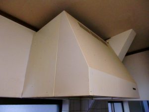 レンジフード清掃作業前