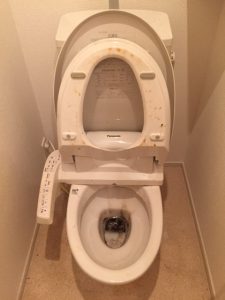 トイレクリーニング作業前